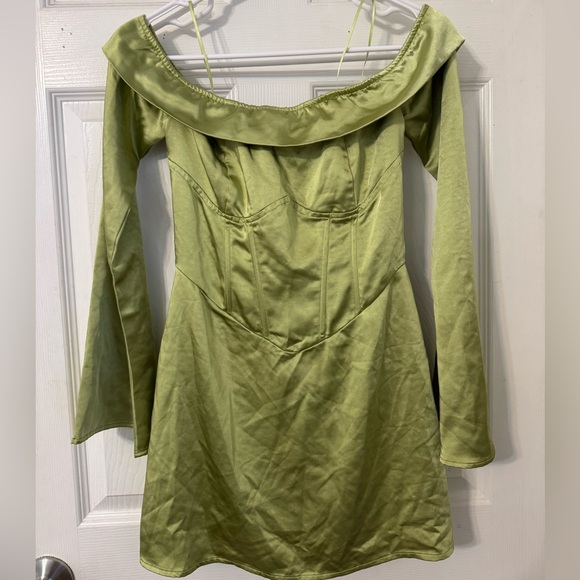 Princess Polly MAYLA CORSET MINI DRESS IN GREEN Size 4 - Picture 3 of 4